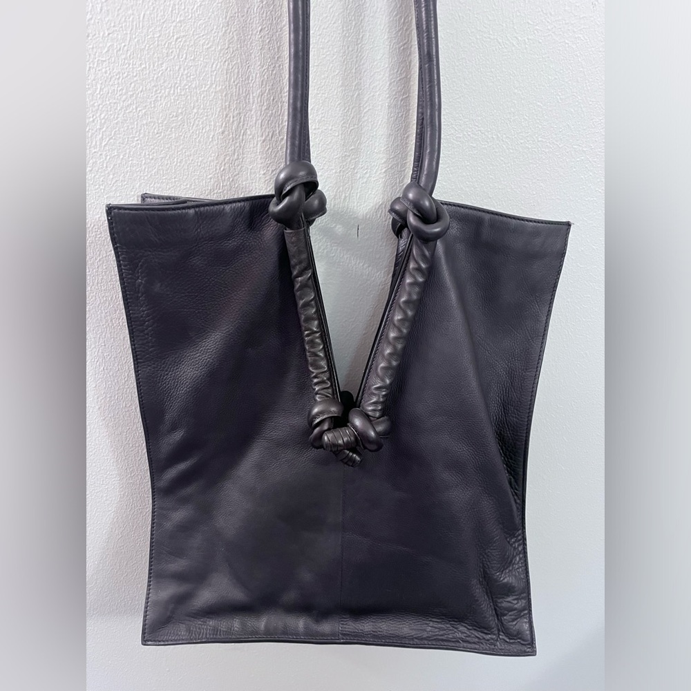 Anthropologie Knotted Handle Leather Tote in Noir